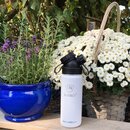 Exklusive JuNiki&acute;s Trinkflasche aus Edelstahl Vakuum-isoliert 550ml/18oz - wei&szlig;